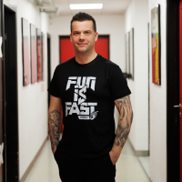 Easy Racing Team Tøj